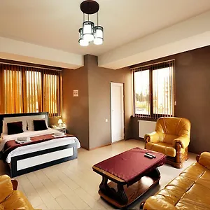 كافيلا 3*, تبليسي جورجيا